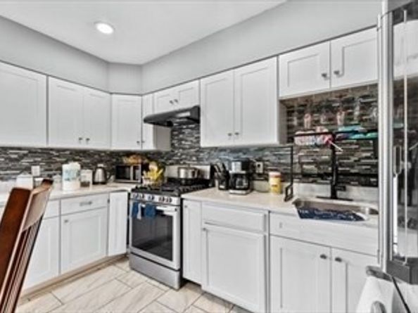 115 Ames St, Brockton MA 02302