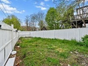 115 Ames St, Brockton MA 02302