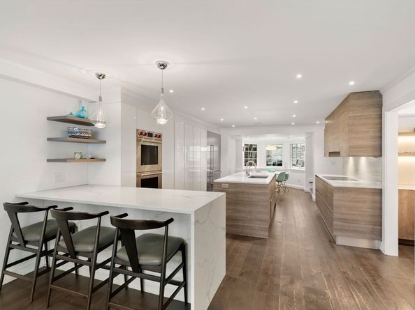 41 Chestnut St, Boston MA 02108