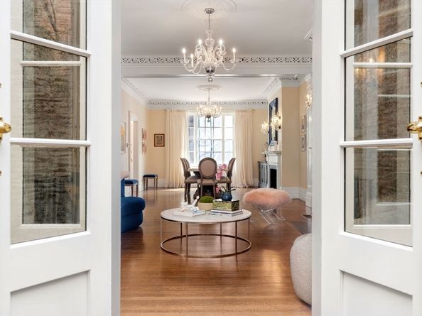 41 Chestnut St, Boston MA 02108
