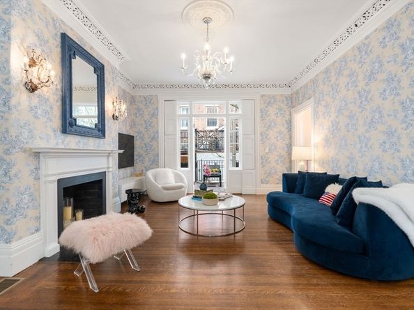 41 Chestnut St, Boston MA 02108