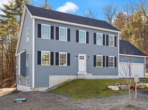 13R Pine Hill Way 13, Harvard MA 01451