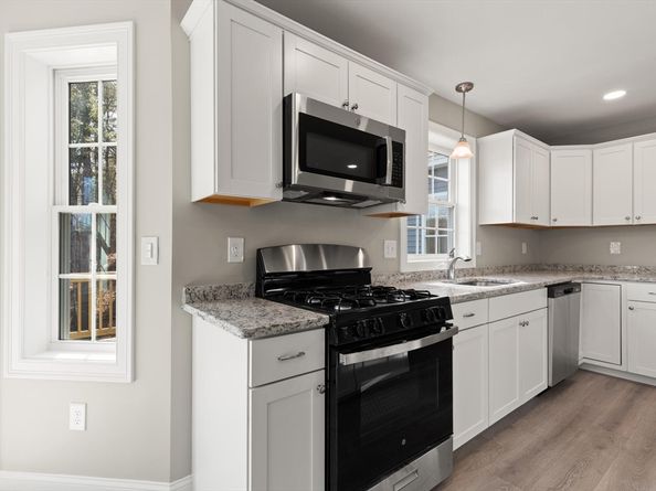 13R Pine Hill Way 13, Harvard MA 01451
