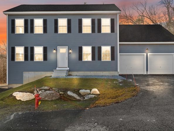 13R Pine Hill Way 13, Harvard MA 01451