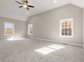 13R Pine Hill Way 13, Harvard MA 01451