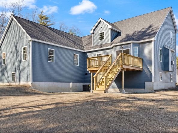 13R Pine Hill Way 13, Harvard MA 01451