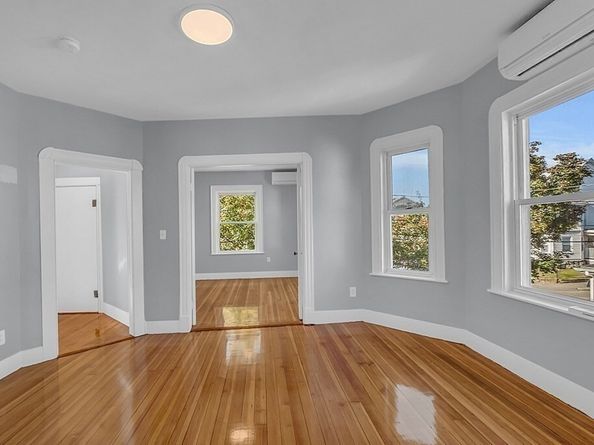 59 Germain Ave, Quincy MA 02169