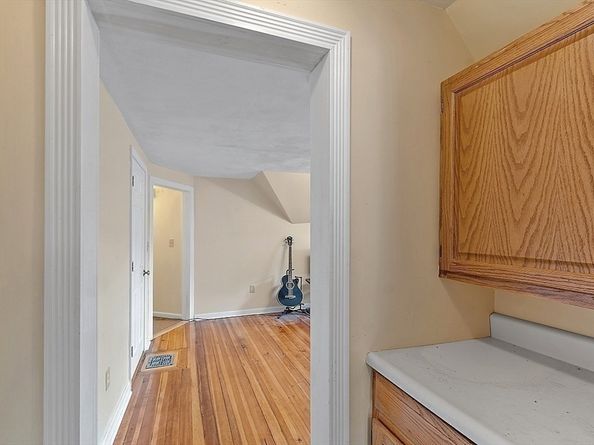 59 Germain Ave, Quincy MA 02169