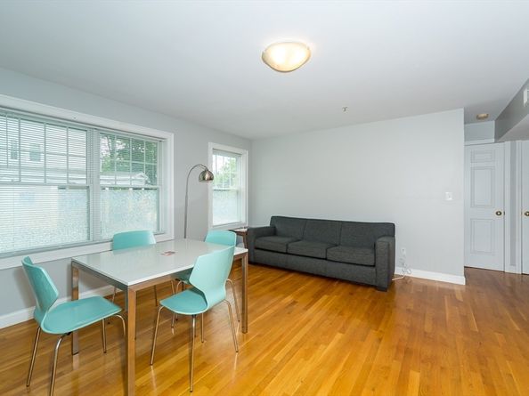 43 N Main St, Natick MA 01760