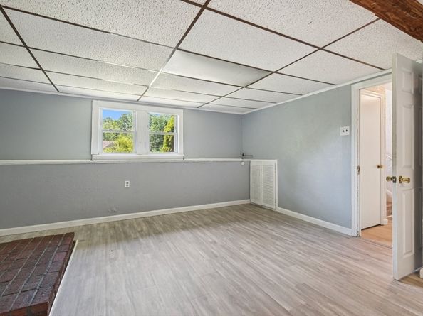 25 Mill Rd, Wilmington MA 01887