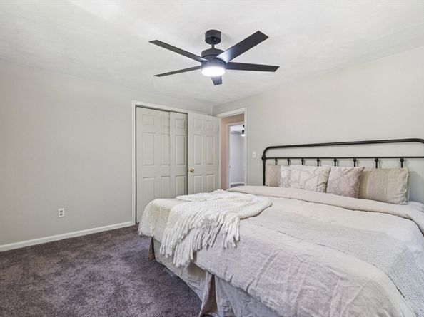 25 Mill Rd, Wilmington MA 01887