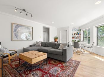120 Mountfort St