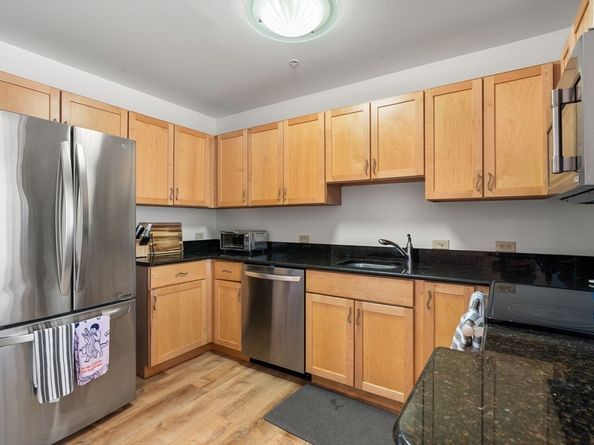 120 Mountfort St 406, Boston MA 02215