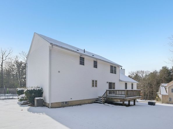 19 Milford, Grafton MA 01560