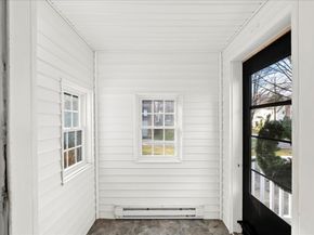 13 Kenilworth Road, Shrewsbury MA 01545