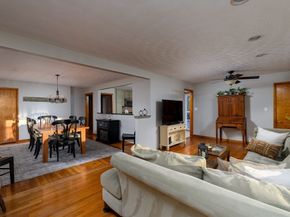 95 Saint Nicholas Avenue, Worcester MA 01606