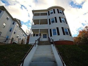 78 Green Hill Pkwy, Worcester MA 01605