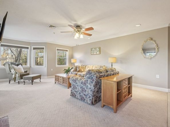 6 Technology Dr 116, Chelmsford MA 01863