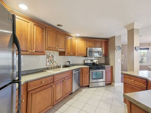 6 Technology Dr 116, Chelmsford MA 01863