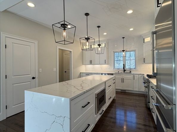 230A Gulf St, Shrewsbury MA 01545