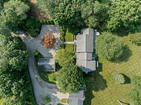 56 Chapel St, Duxbury MA 02332