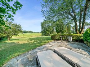 56 Chapel St, Duxbury MA 02332