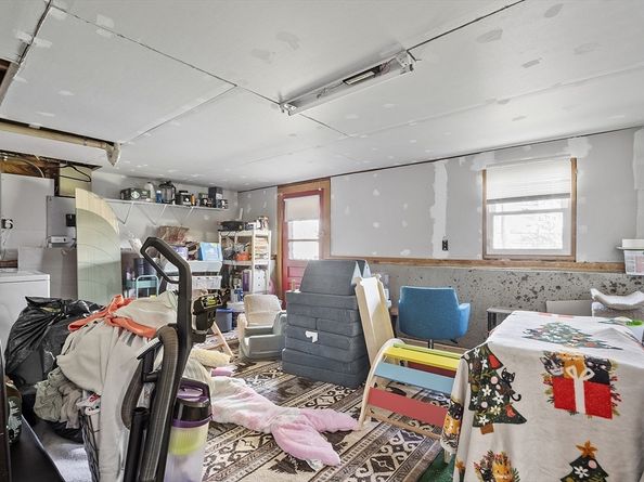 25 Merritt Ave, Brockton MA 02302