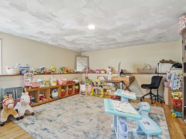 25 Merritt Ave, Brockton MA 02302