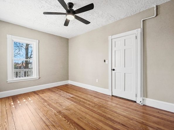 18 Lyon St 2, Boston MA 02122