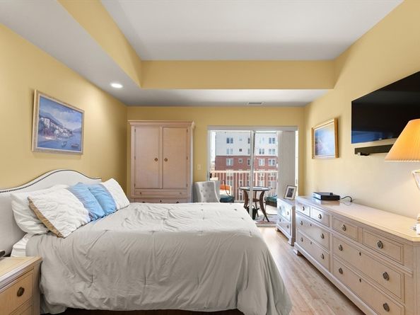 36 Village 506, Middleton MA 01949