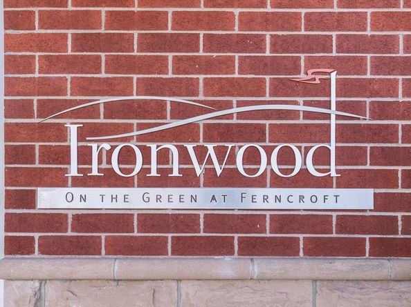 36 Village 506, Middleton MA 01949