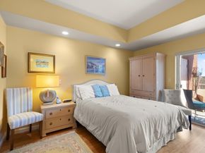 36 Village 506, Middleton MA 01949