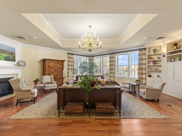 36 Village 506, Middleton MA 01949