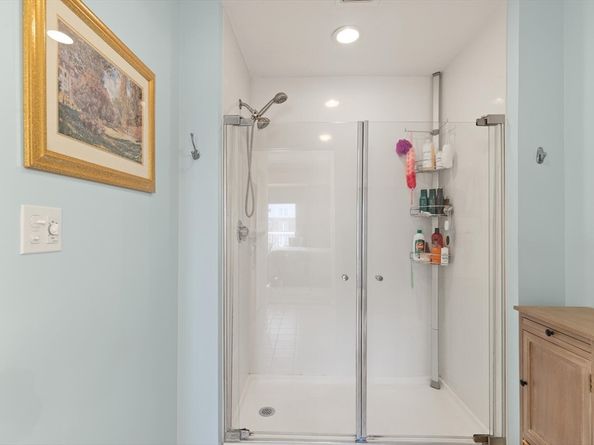 36 Village 506, Middleton MA 01949