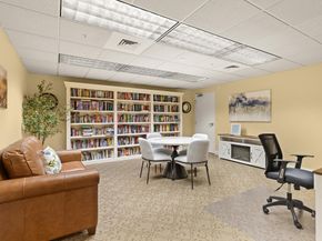 36 Village 506, Middleton MA 01949