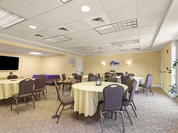 36 Village 506, Middleton MA 01949