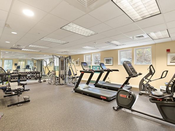 36 Village 506, Middleton MA 01949