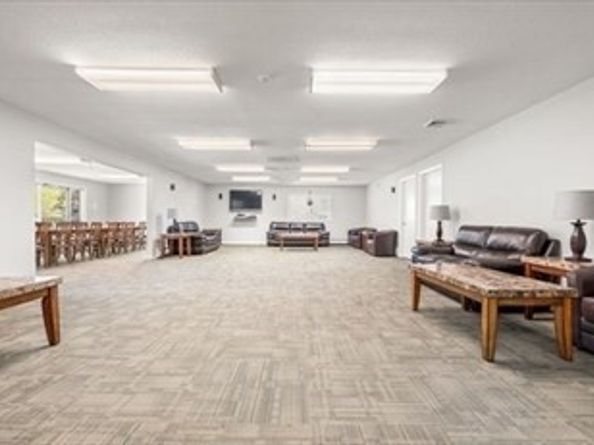 75 Edgelawn Ave 1, North Andover MA 01845