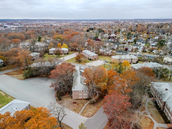 75 Edgelawn Ave 1, North Andover MA 01845