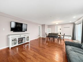 75 Edgelawn Ave 1, North Andover MA 01845