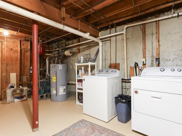 75 Lake St, Uxbridge MA 01569