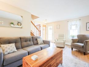 75 Lake St, Uxbridge MA 01569