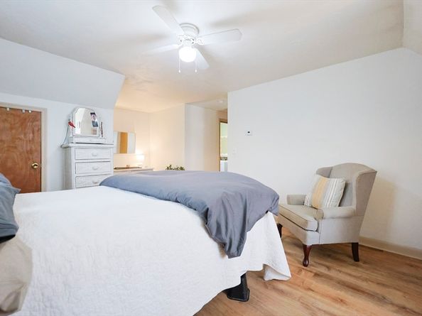 75 Lake St, Uxbridge MA 01569