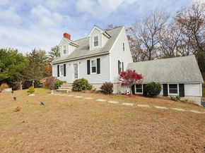 75 Lake St, Uxbridge MA 01569