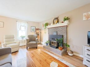 75 Lake St, Uxbridge MA 01569