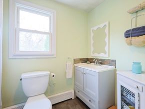 75 Lake St, Uxbridge MA 01569