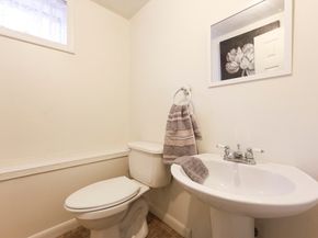 75 Lake St, Uxbridge MA 01569