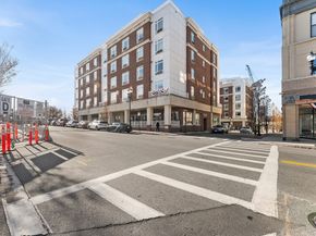 2 Cliveden St 405E, Quincy MA 02169