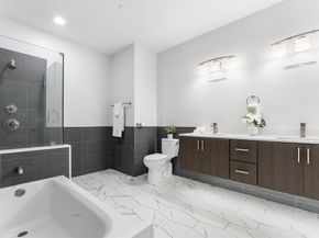 2 Cliveden St 405E, Quincy MA 02169