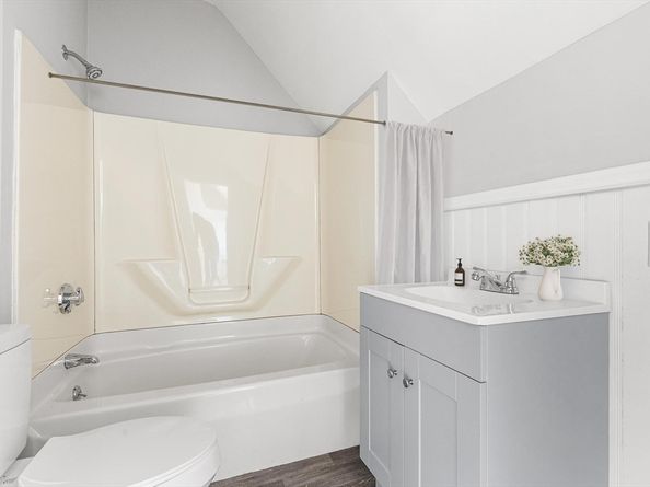 68 Union St, North Andover MA 01845